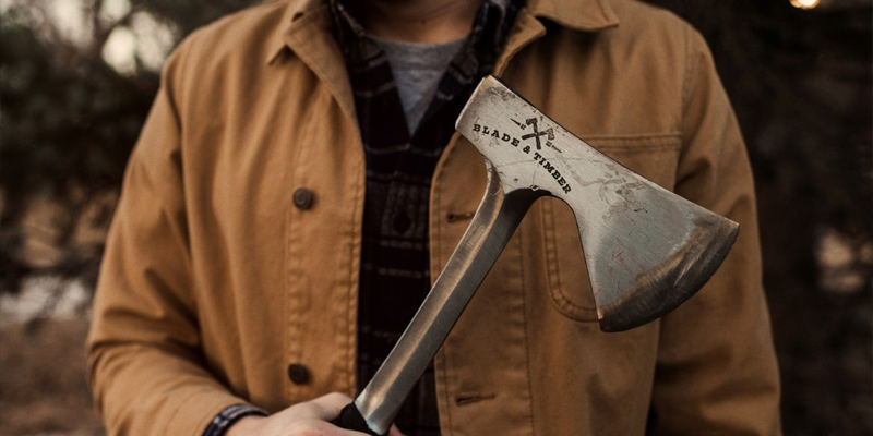 Networking event photo – Blade & Timber Axe Throwing